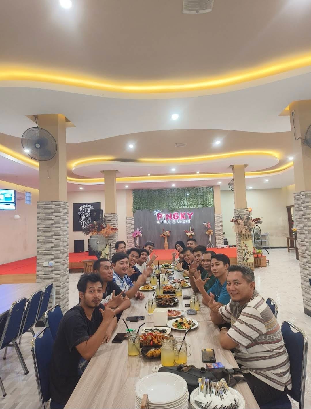 Hidangan Resto Pinky